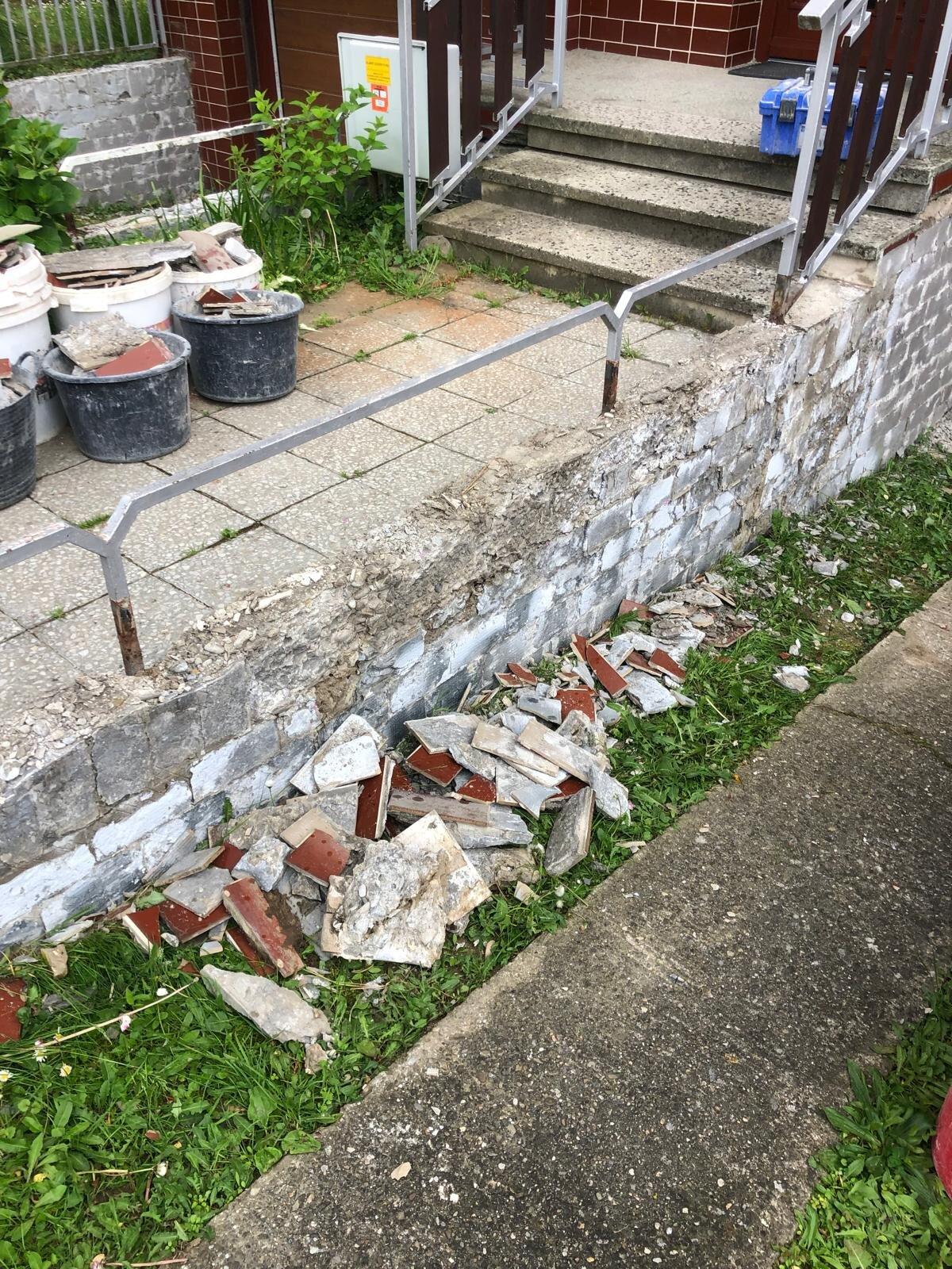 Rekonštrukcia chodníka a nájazdu - obrázok 3