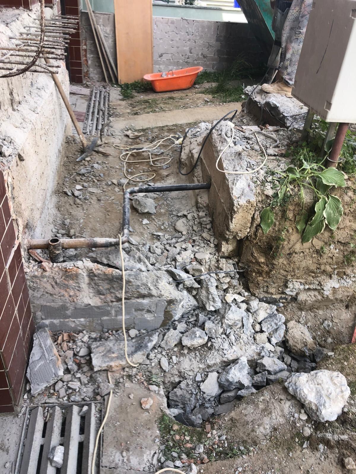 Rekonštrukcia chodníka a nájazdu - obrázok 6