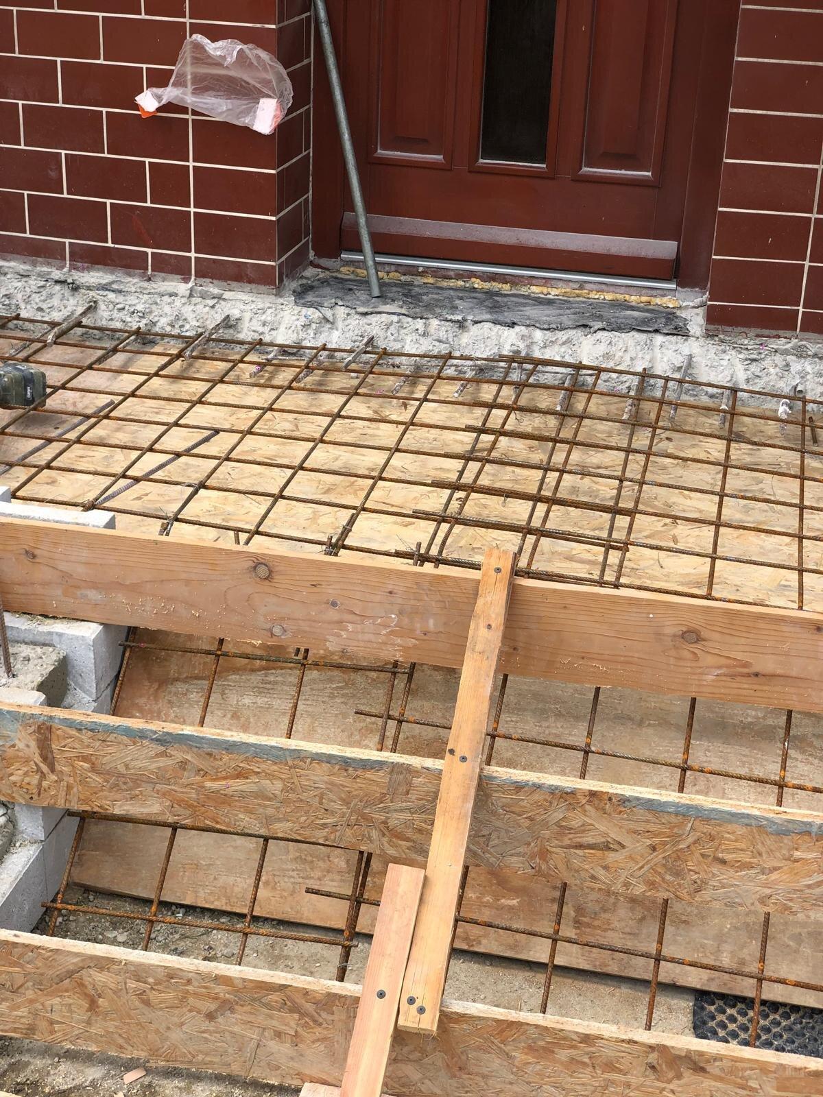 Rekonštrukcia chodníka a nájazdu - obrázok 13