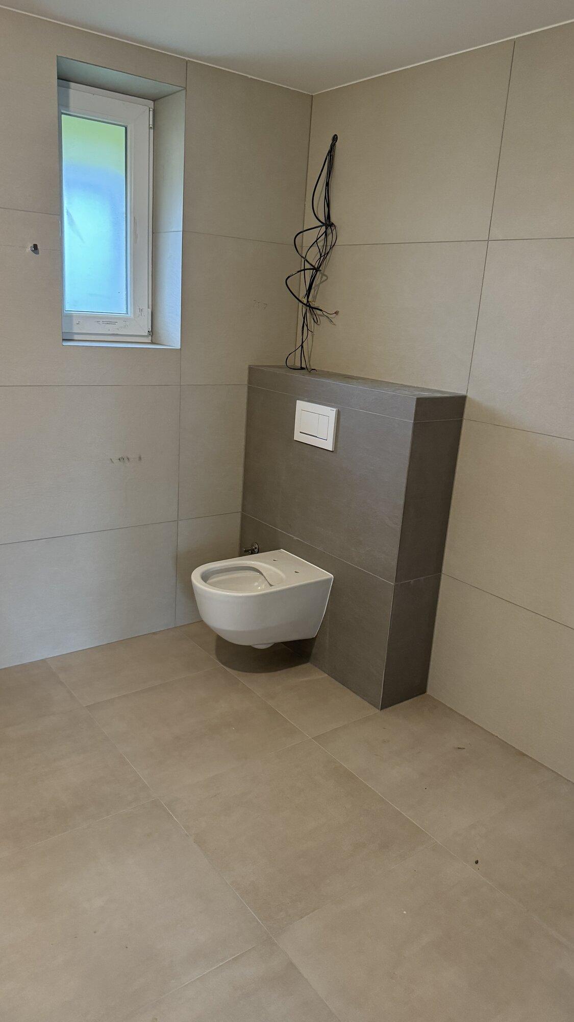 Rekonštrukcia kúpeľne a podkrovných priestorov v RD - obrázok 26