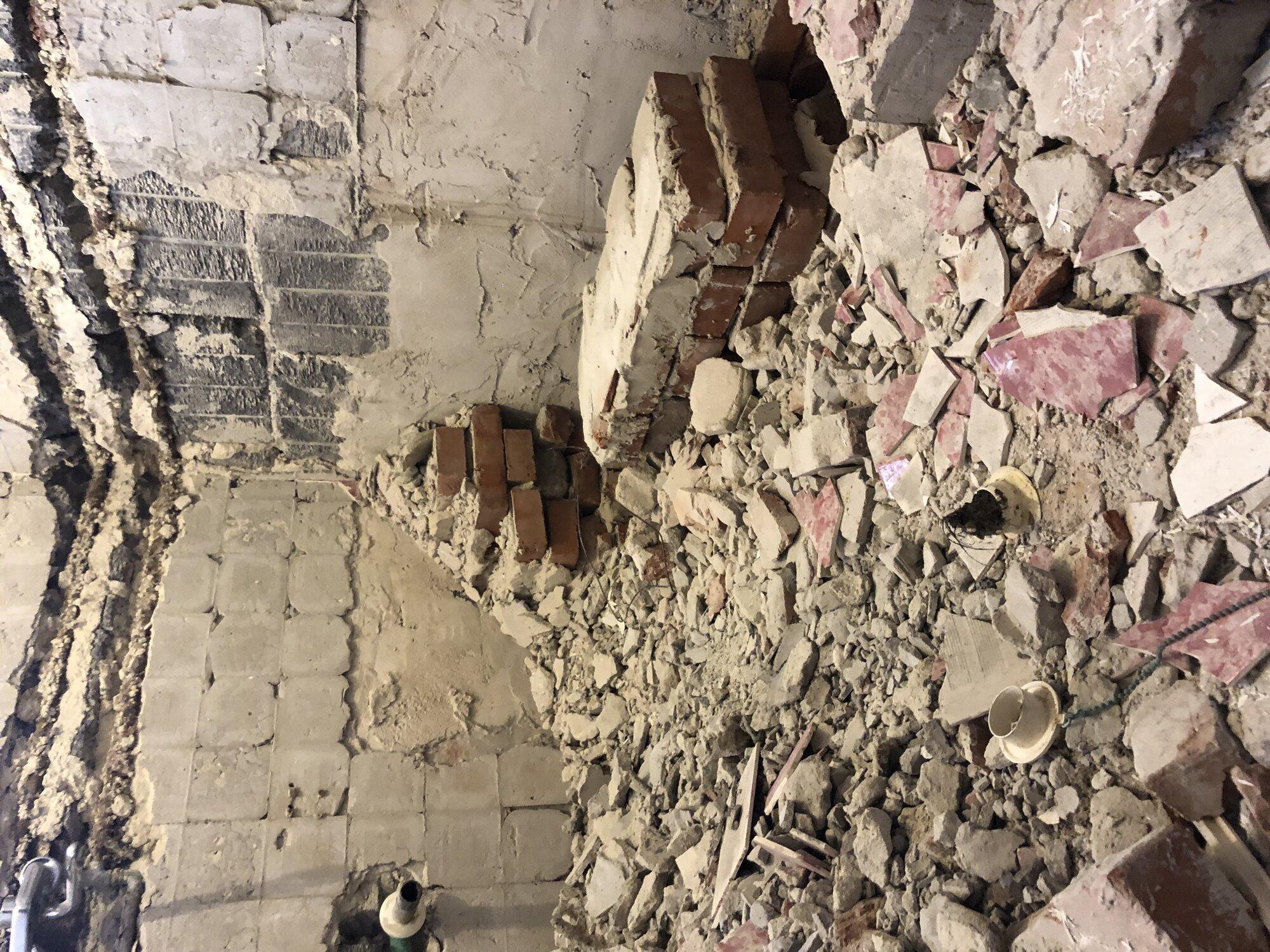 Rekonštrukcia kúpeľne v RD - obrázok 5