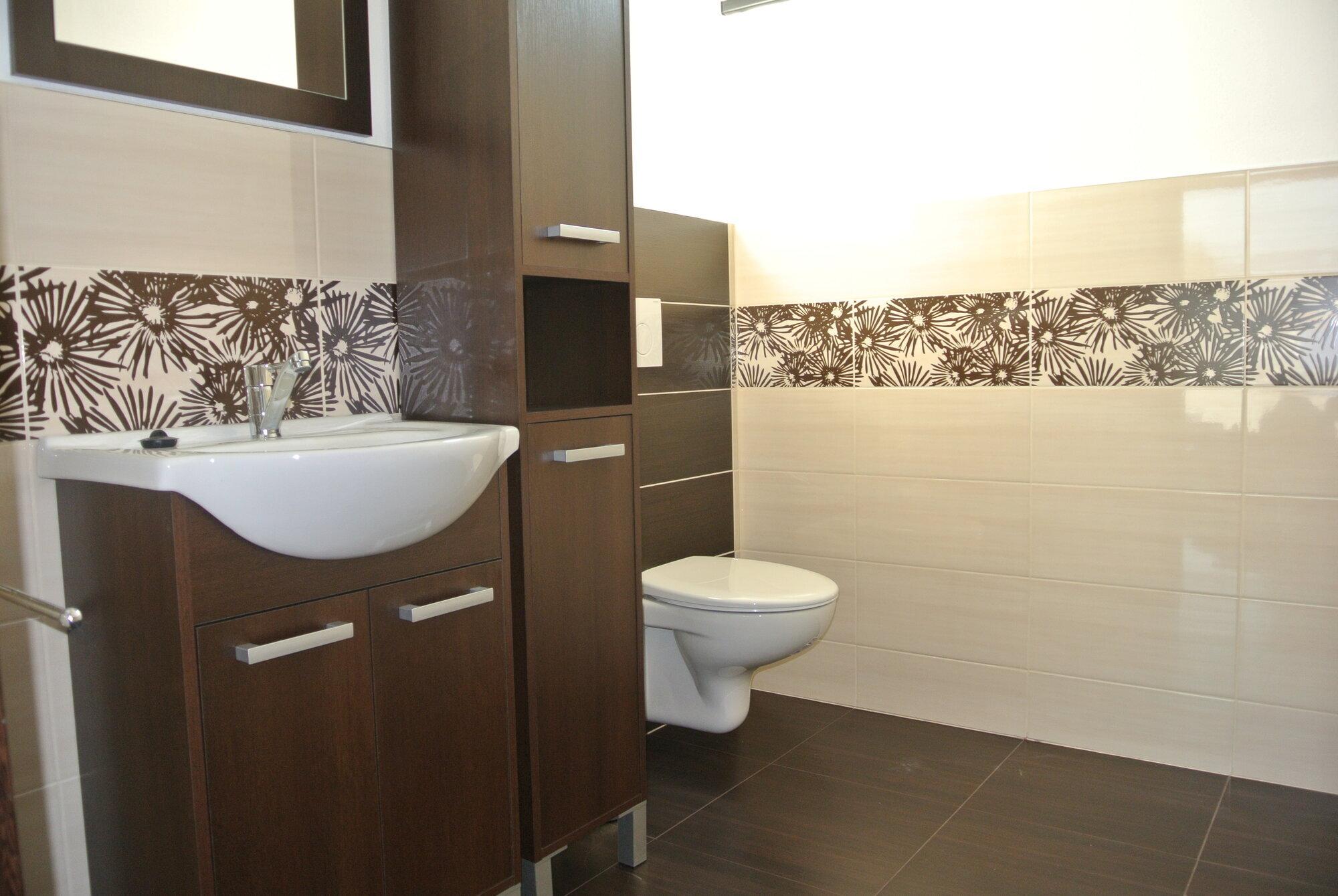 Nalepenie obkladov a dlažieb - obrázok 2