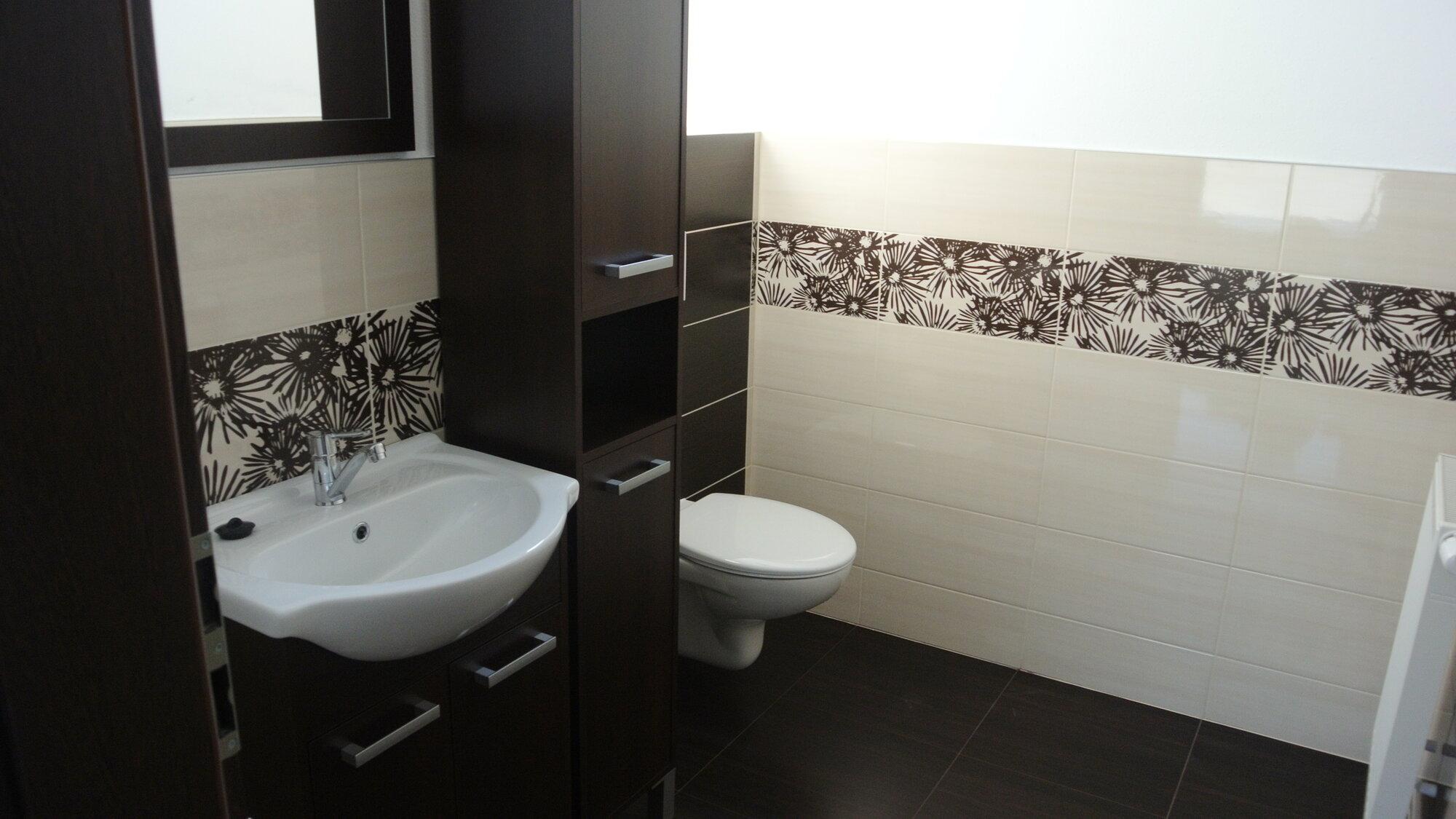 Nalepenie obkladov a dlažieb - obrázok 8