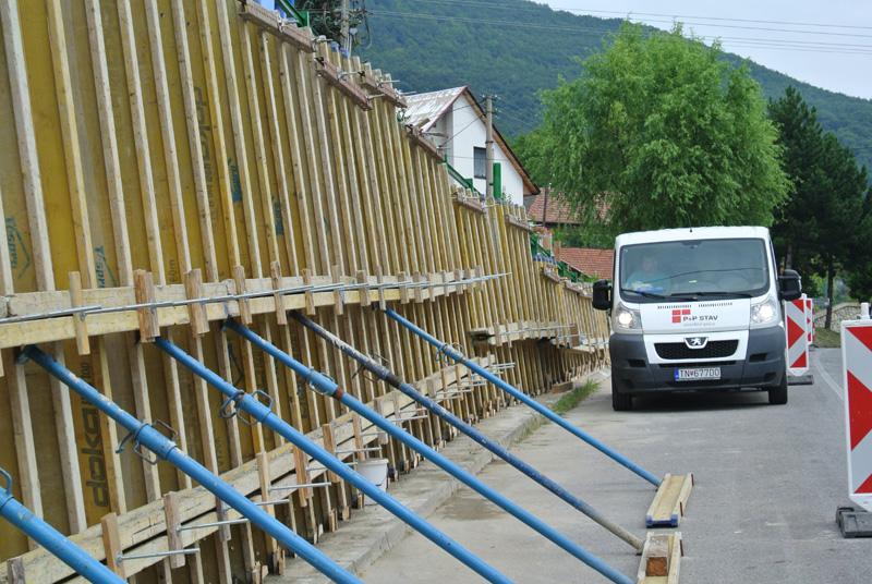 Rekonštrukcia oporného múra - obrázok 7