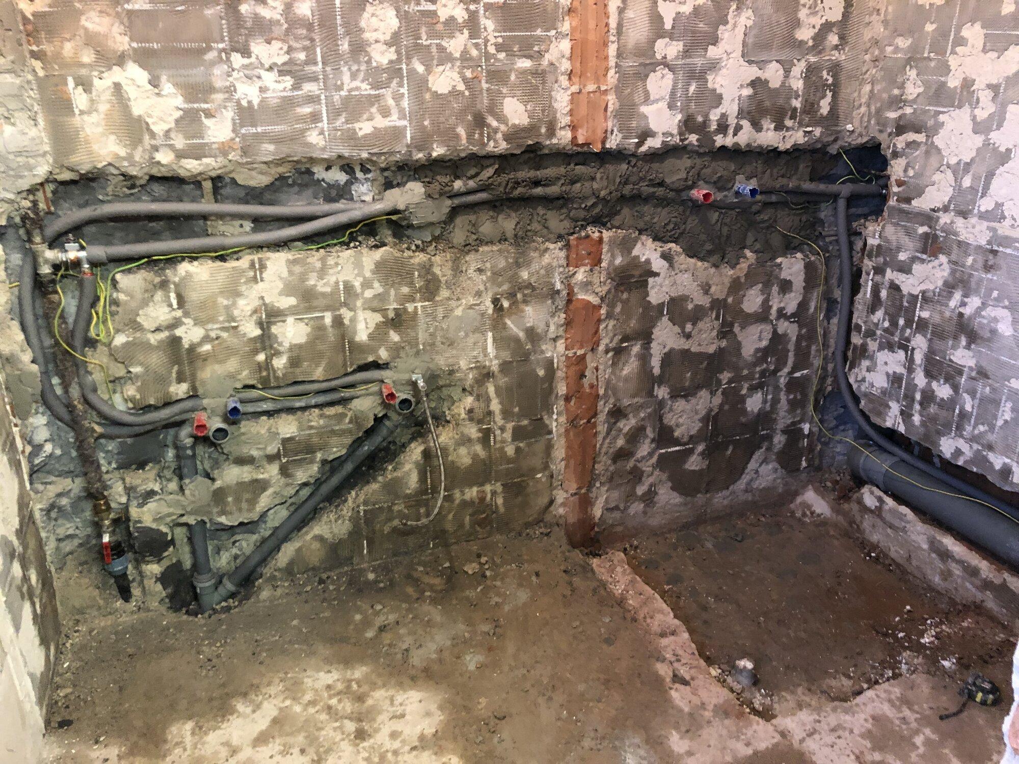 Rekonštrukcia sociálnych zariadení a spoločenského priestoru - obrázok 3