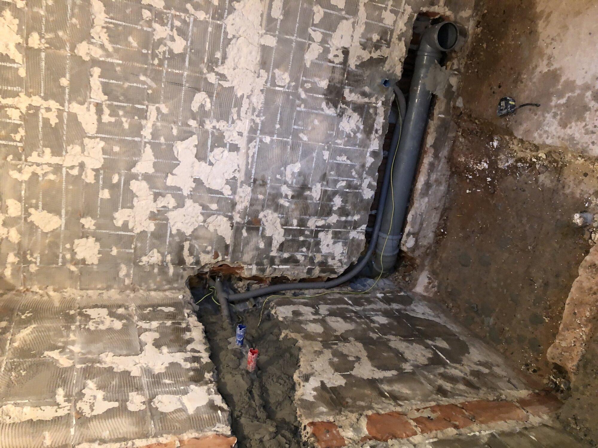 Rekonštrukcia sociálnych zariadení a spoločenského priestoru - obrázok 4