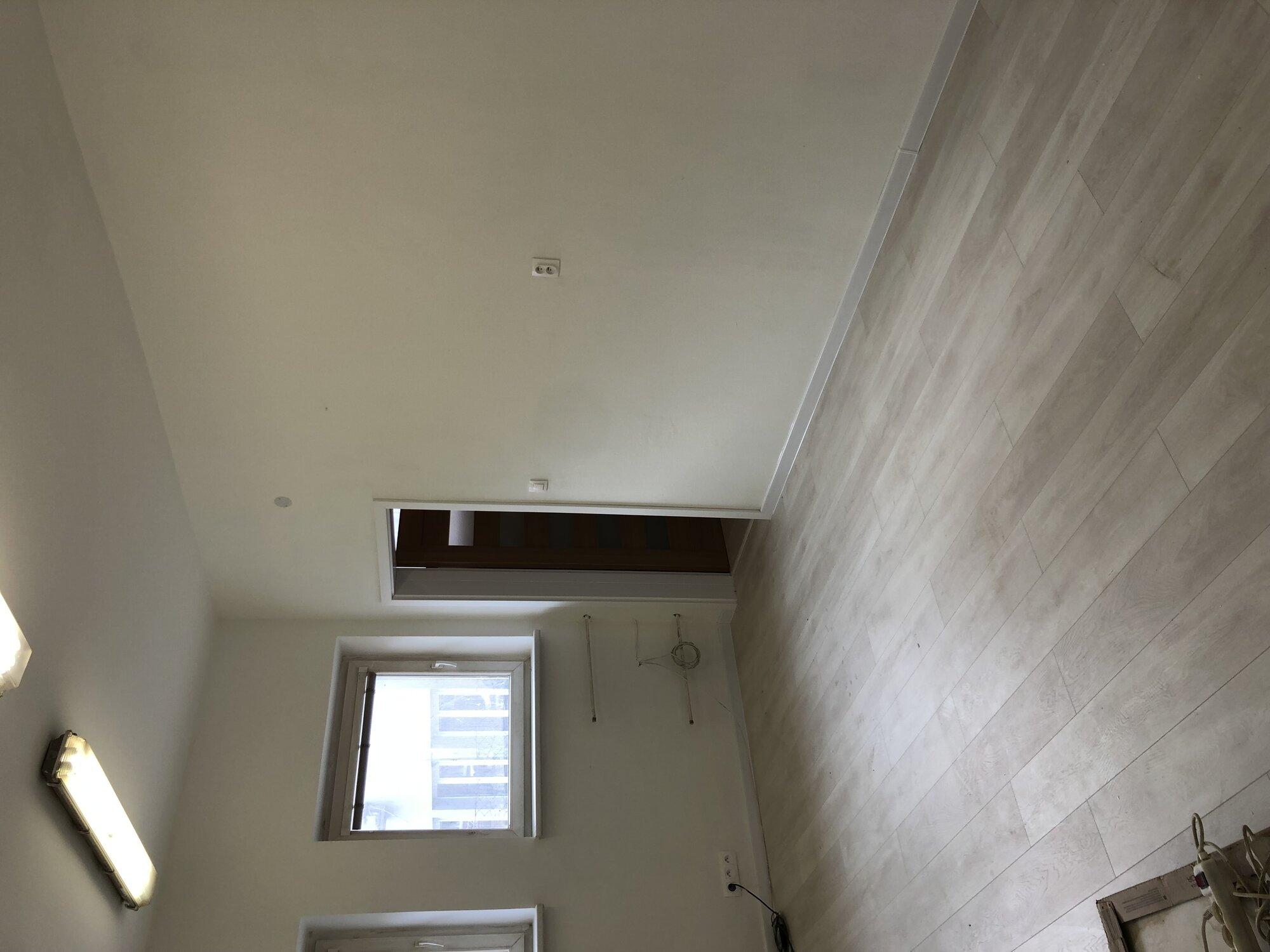 Rekonštrukcia sociálnych zariadení a spoločenského priestoru - obrázok 9